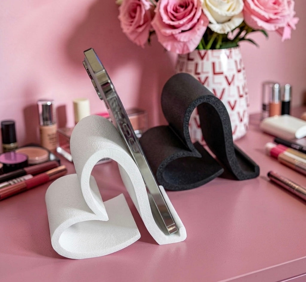 Black or White Heart Shaped Phone Stand
